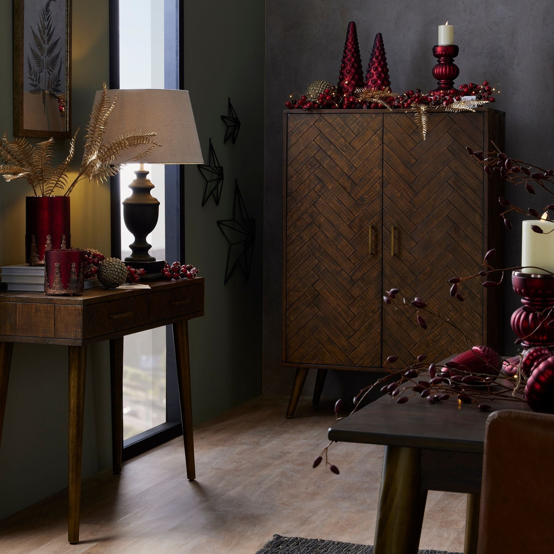 How to bring warmth and luxury to your living room